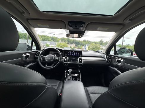 Used 2022 Kia Sorento SX AWD/4WD image 40