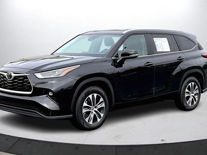 Used 2023 Toyota Highlander L