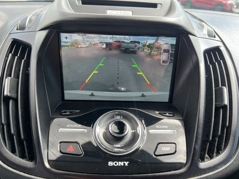 Used 2017 Ford Escape Titanium image 5