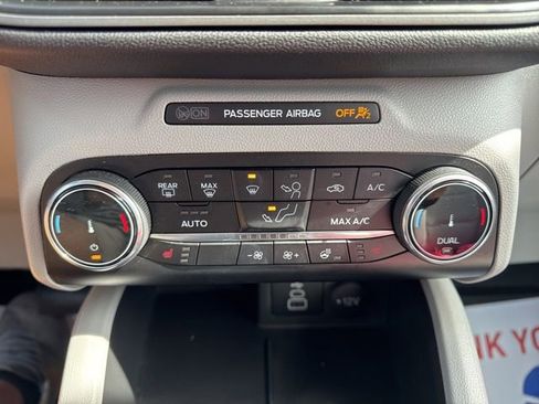 Certified 2024 Ford Escape Active image 25