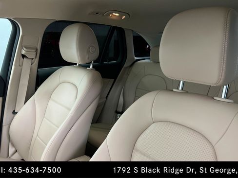 Certified 2022 Mercedes-Benz GLC 300 4MATIC w/ Premium Package Lite image 16