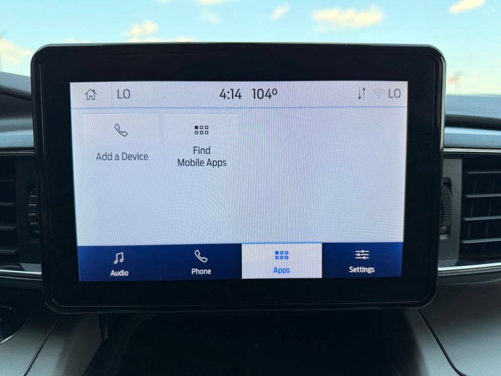 Used 2022 Ford Explorer XLT w/ Equipment Group 202A AWD/4WD image 19