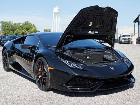 Used 2018 Lamborghini Huracan LP 610-4 AWD/4WD image 28