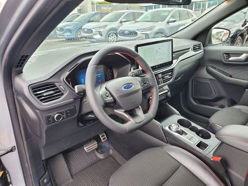 Used 2023 Ford Escape ST-Line w/ Tech Pack #1 AWD/4WD image 9