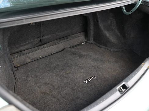 Used 2009 Toyota Yaris Sedan w/ Convenience Pkg FWD image 15