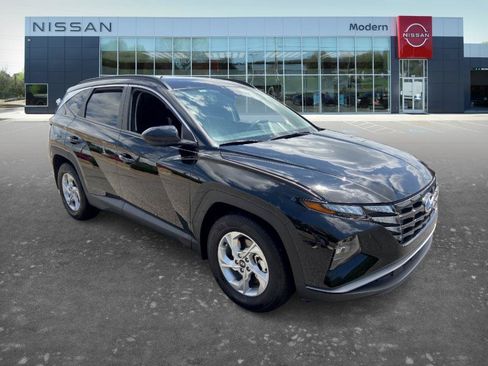 Used 2024 Hyundai Tucson SEL FWD image 3