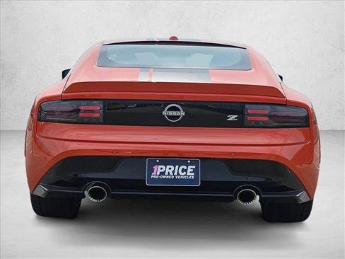 Used 2024 Nissan Z Performance w/ Heritage Edition RWD image 6