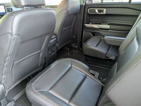 Used 2023 Ford Explorer XLT w/ Equipment Group 202A AWD/4WD image 28