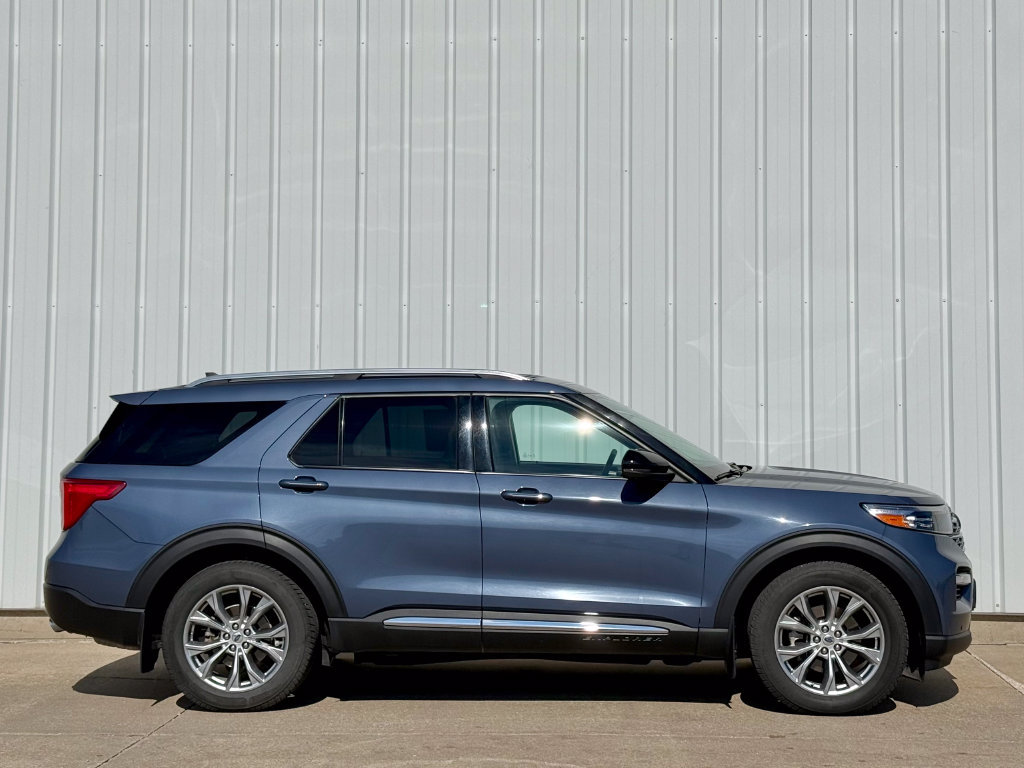Used 2021 Ford Explorer Limited w/ Equipment Group 301A AWD/4WD image 7
