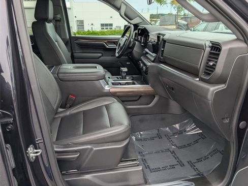 Used 2022 Chevrolet Silverado 1500 RST w/ RST All Star Premium Package AWD/4WD image 10