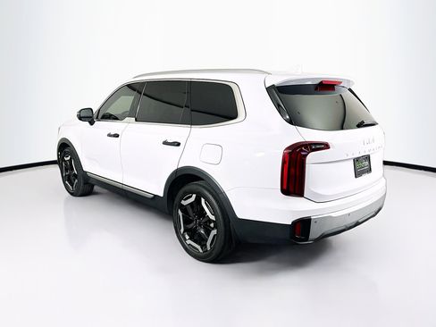 Used 2024 Kia Telluride S w/ S Sunroof Package image 5