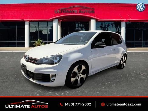 Used 2011 Volkswagen Golf 2-Door FWD image 1