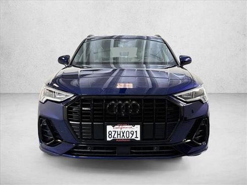 Used 2022 Audi Q3 2.0T Premium Plus w/ Premium Plus Package AWD/4WD image 2
