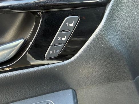 Used 2024 Honda CR-V EX-L image 15