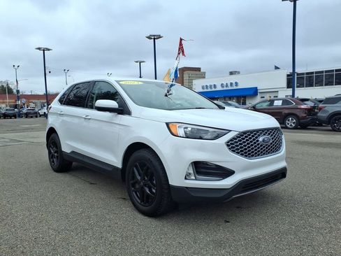 Certified 2023 Ford Edge SEL w/ Convenience Package AWD/4WD image 4
