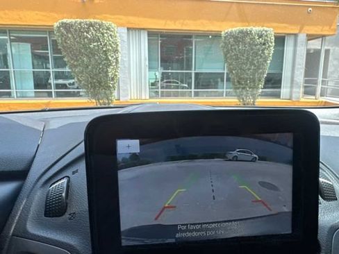 Used 2023 Ford Transit Connect XLT FWD image 6
