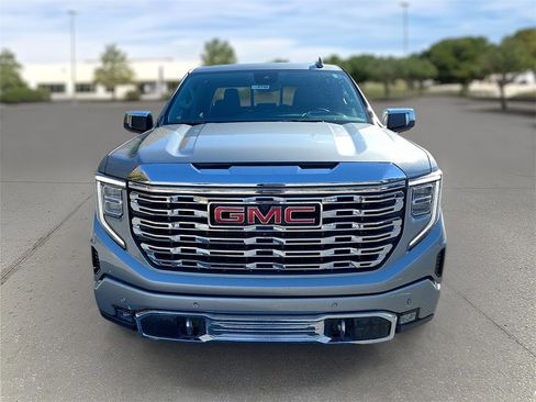 Used 2023 GMC Sierra 1500 Denali w/ Denali Reserve Package image 2