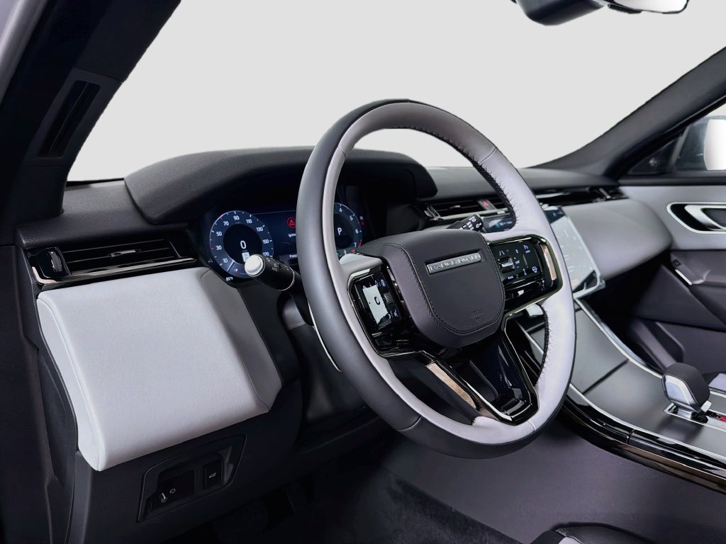 New 2026 Land Rover Range Rover Velar S AWD/4WD image 9