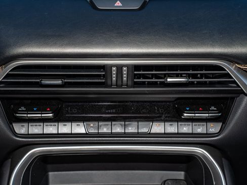 Used 2025 MAZDA CX-90 3.3 Turbo S w/ Premium Package image 26