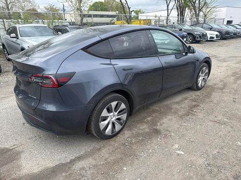 Used 2023 Tesla Model Y Long Range AWD/4WD image 6