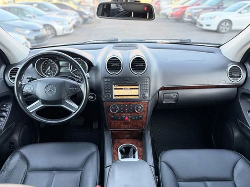 Used 2012 Mercedes-Benz GL 450 4MATIC image 17