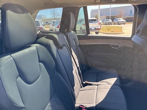 Certified 2025 Volvo XC90 B6 Plus image 11
