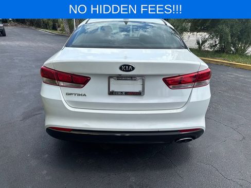Used 2017 Kia Optima LX w/ Option Group 014 FWD image 6