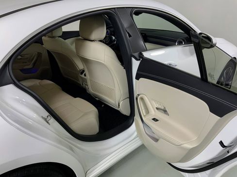 Used 2025 Mercedes-Benz CLA 250 4MATIC image 34