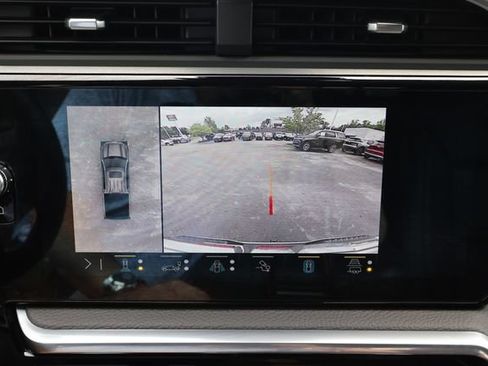 Used 2023 GMC Sierra 1500 Denali w/ Denali Reserve Package AWD/4WD image 12