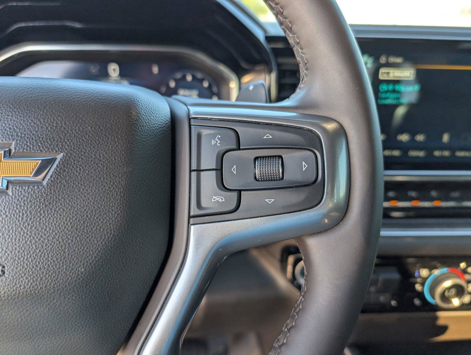 Used 2024 Chevrolet Silverado 1500 LTZ w/ LTZ Convenience Package II AWD/4WD image 27