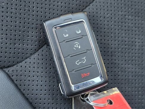 Used 2024 Jeep Grand Cherokee Altitude AWD/4WD image 35