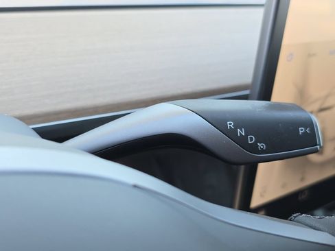 Used 2023 Tesla Model 3 Standard Range RWD image 28