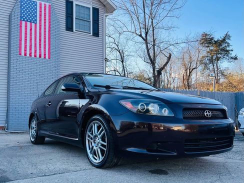 Used 2010 Scion tC image 3