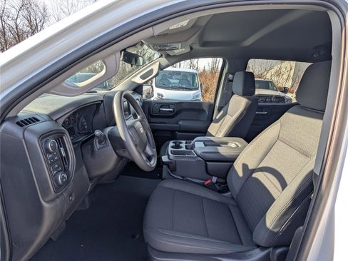 Used 2023 Chevrolet Silverado 1500 Custom image 14