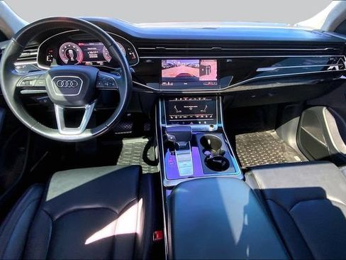 Used 2019 Audi Q8 Prestige w/ Luxury Package AWD/4WD image 15