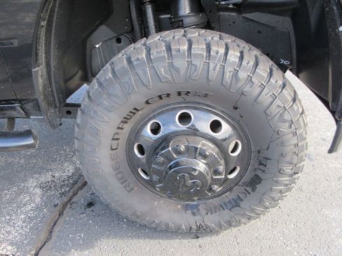 Used 2025 RAM 3500 Big Horn image 9