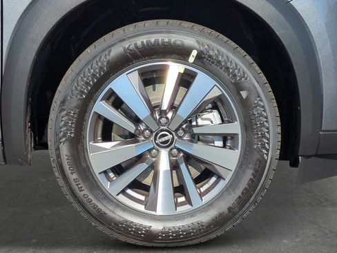 New 2026 Nissan Pathfinder SL AWD/4WD image 9