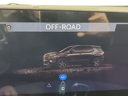 New 2026 Chevrolet Equinox LT w/ Convenience Package II image 35