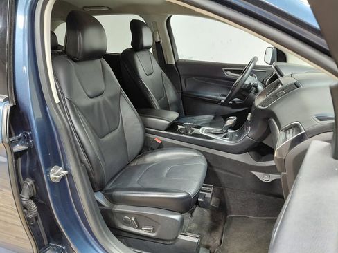 Certified 2018 Ford Edge Titanium AWD/4WD image 24