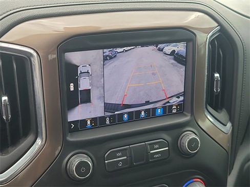 Used 2023 Chevrolet Silverado 2500 High Country w/ Z71 Off-Road Package image 32