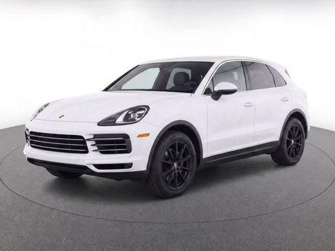 Used 2021 Porsche Cayenne AWD/4WD image 16