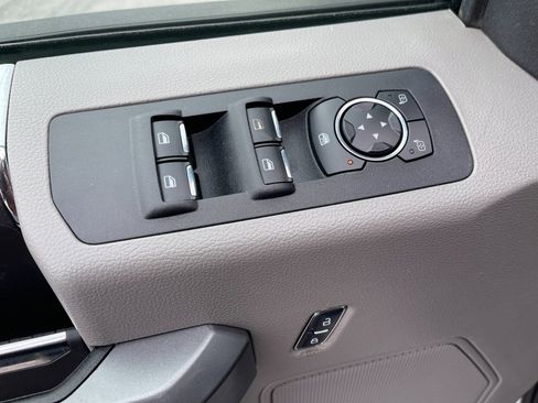 Used 2016 Ford F150 XLT w/ Equipment Group 301A Mid image 13