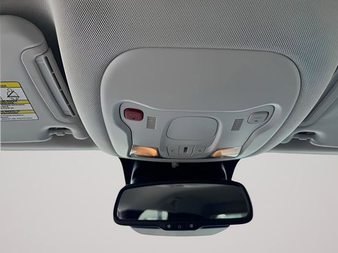 Used 2023 Jeep Renegade Trailhawk image 36