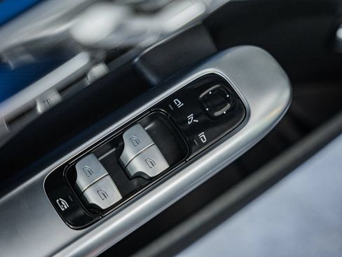 Used 2023 Mercedes-Benz C 43 AMG 4MATIC Sedan image 41