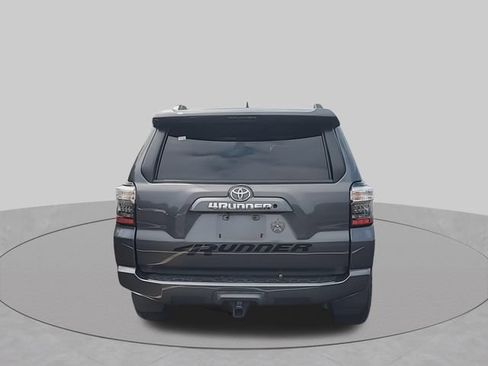 Used 2020 Toyota 4Runner SR5 AWD/4WD image 8