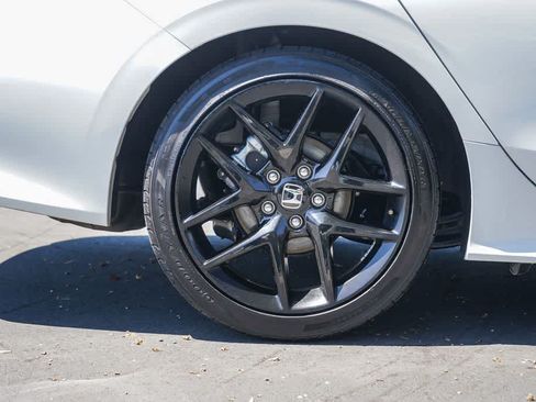 Used 2025 Honda Civic Sport image 8