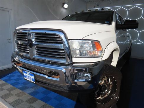 Used 2014 RAM 2500 Big Horn AWD/4WD image 2