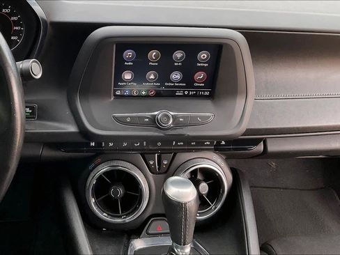 Used 2021 Chevrolet Camaro LT image 7
