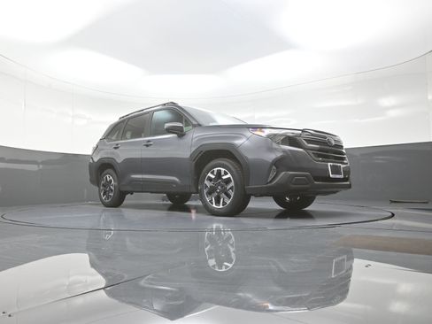 New 2026 Subaru Forester Premium AWD/4WD image 9