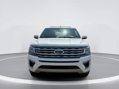 Used 2018 Ford Expedition Limited w/ Equipment Group 301A RWD image 4